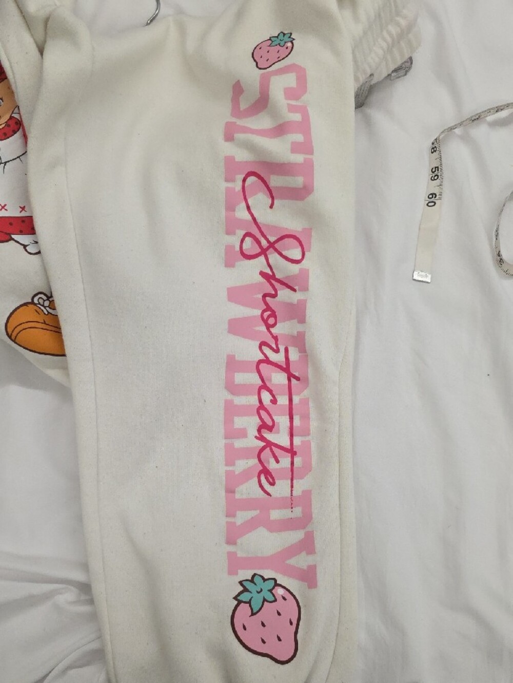 Strawberry Shortcake Graphic Jogger Sweatpants White Pink Size Large - Picture 5 of 11